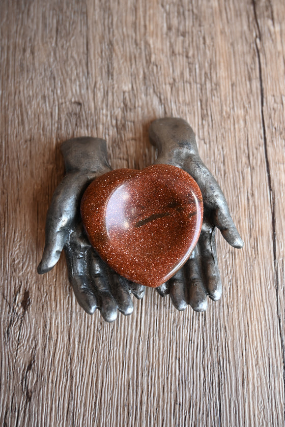 Red Goldstone Heart Thumb Stone