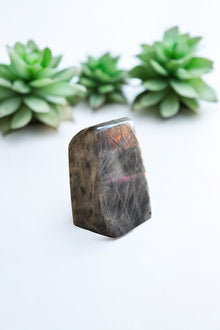  Labradorite Free Form | Purple Flash